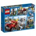 Конструктор LEGO City Police Побег на буксировщике (60137)