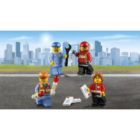 Конструктор LEGO City Airport Набор для начинающих «Аэропорт» (60100)