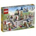 Конструктор LEGO Creator Магазин по продаже игрушек и продуктов (31036)