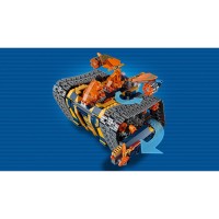 Конструктор LEGO Мобильный арсенал Акселя Nexo Knights (72006)