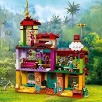 LEGO 43202 Disney Princess Дом семьи Мадригал